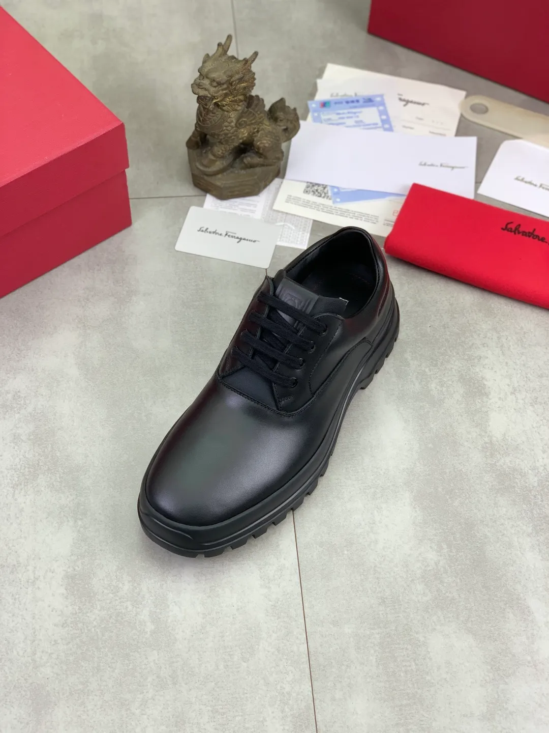 Men's men's shoes💰P640💰【New style】High quality water-dyed cowhide 🆘【Salvatore Ferragamo】Ferragamo's latest casual business leather shoes for men! Listed simultaneously! The fabric is made of specially imported original calfskin, and the interior is made of imported water-dyed cowhide. It is absolutely luxurious and leads the fashion trend. High-end foam outsole, matching sizes: 38-44 (45 and 46 can be customized) 4️⃣ colors available
